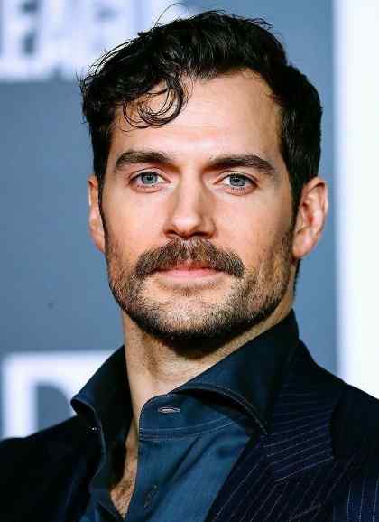 Wolds Most Handsome Man Henry Cavil